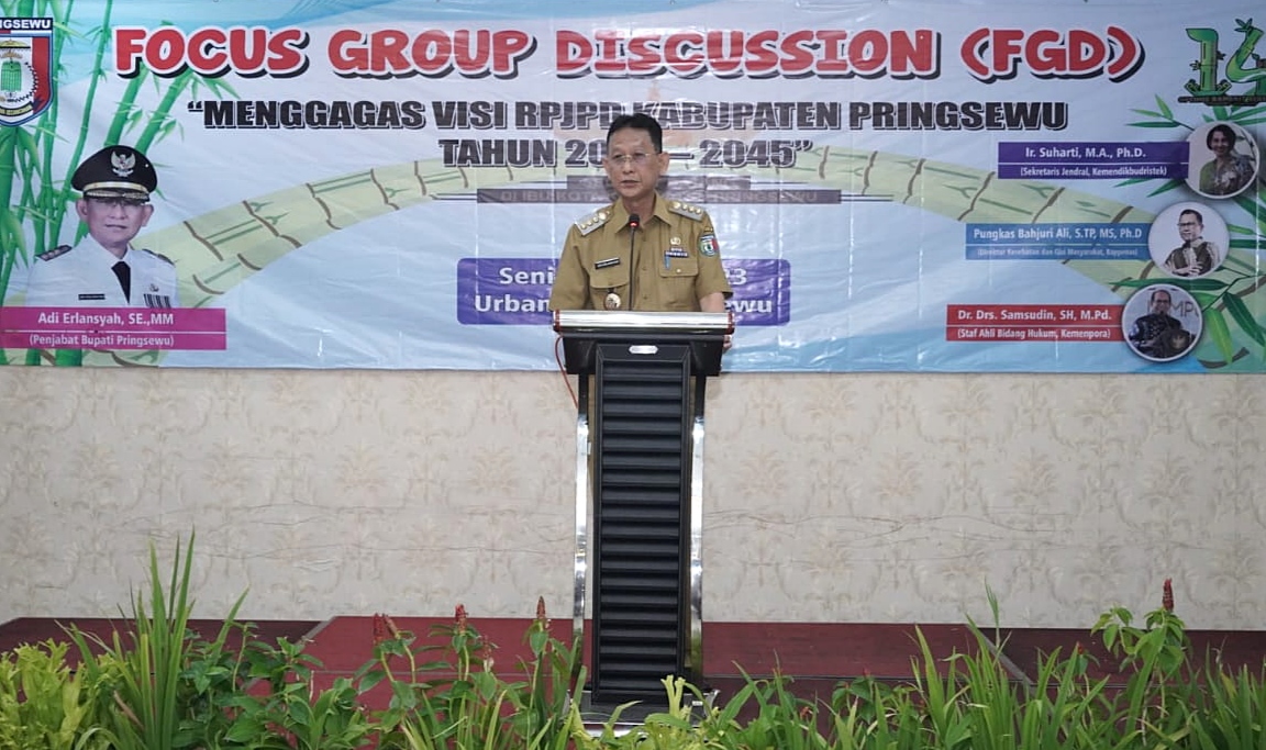 Buka FGD Menggagas Visi dan Misi RPJPD Pringsewu 2025-2045, Pj. Bupati Tegaskan SDM Sebagai Penopang Utama