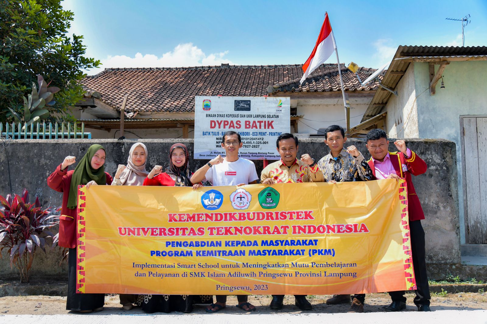 Dosen Universitas Teknokrat Indonesia Implementasikan Mesin Batik Tulis Berbasis Internet of Things