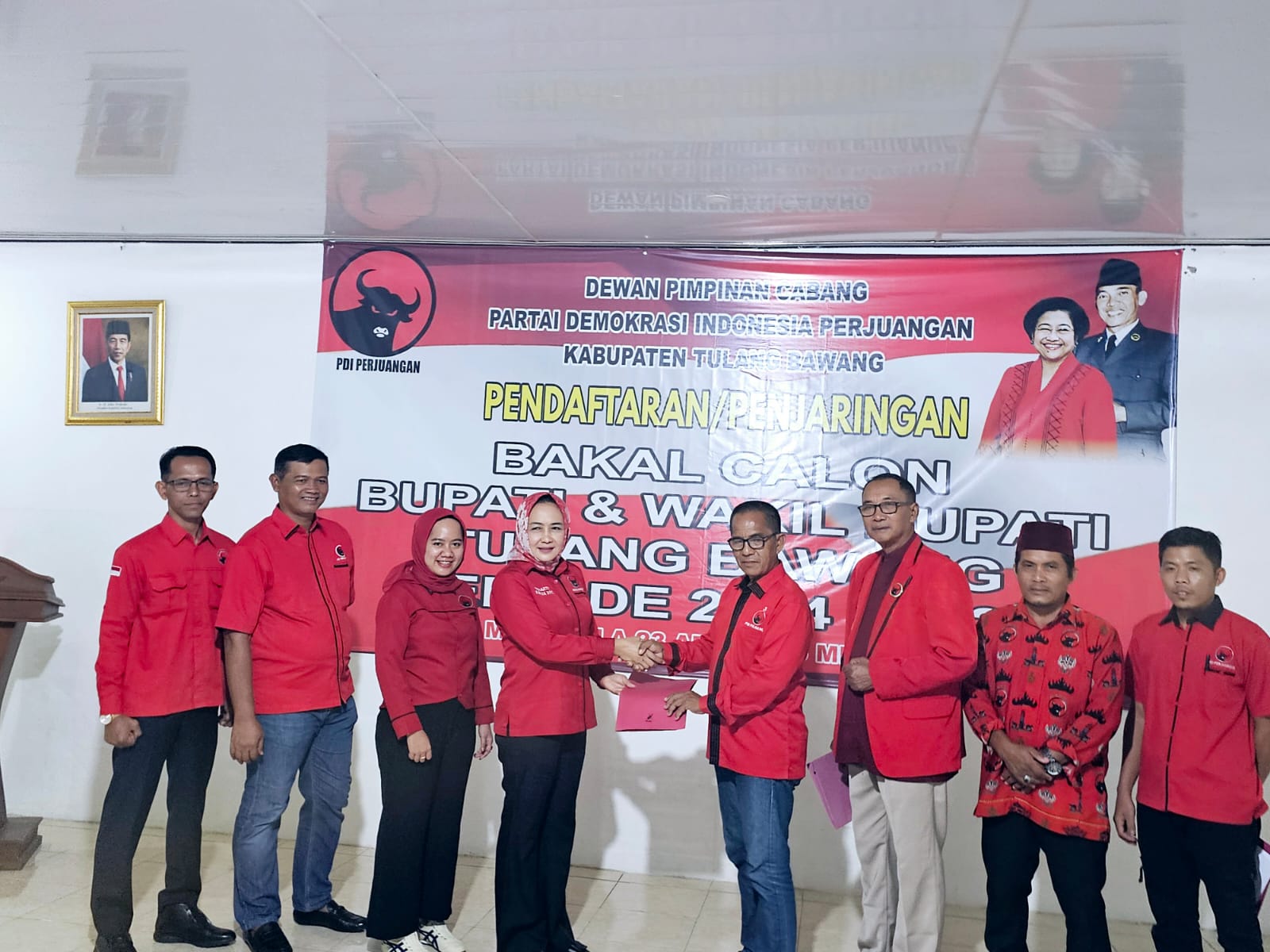 Siapkan Modal BMW 2, Winarti Daftar Bacalon Bupati Tulang Bawang untuk Pilkada 2024