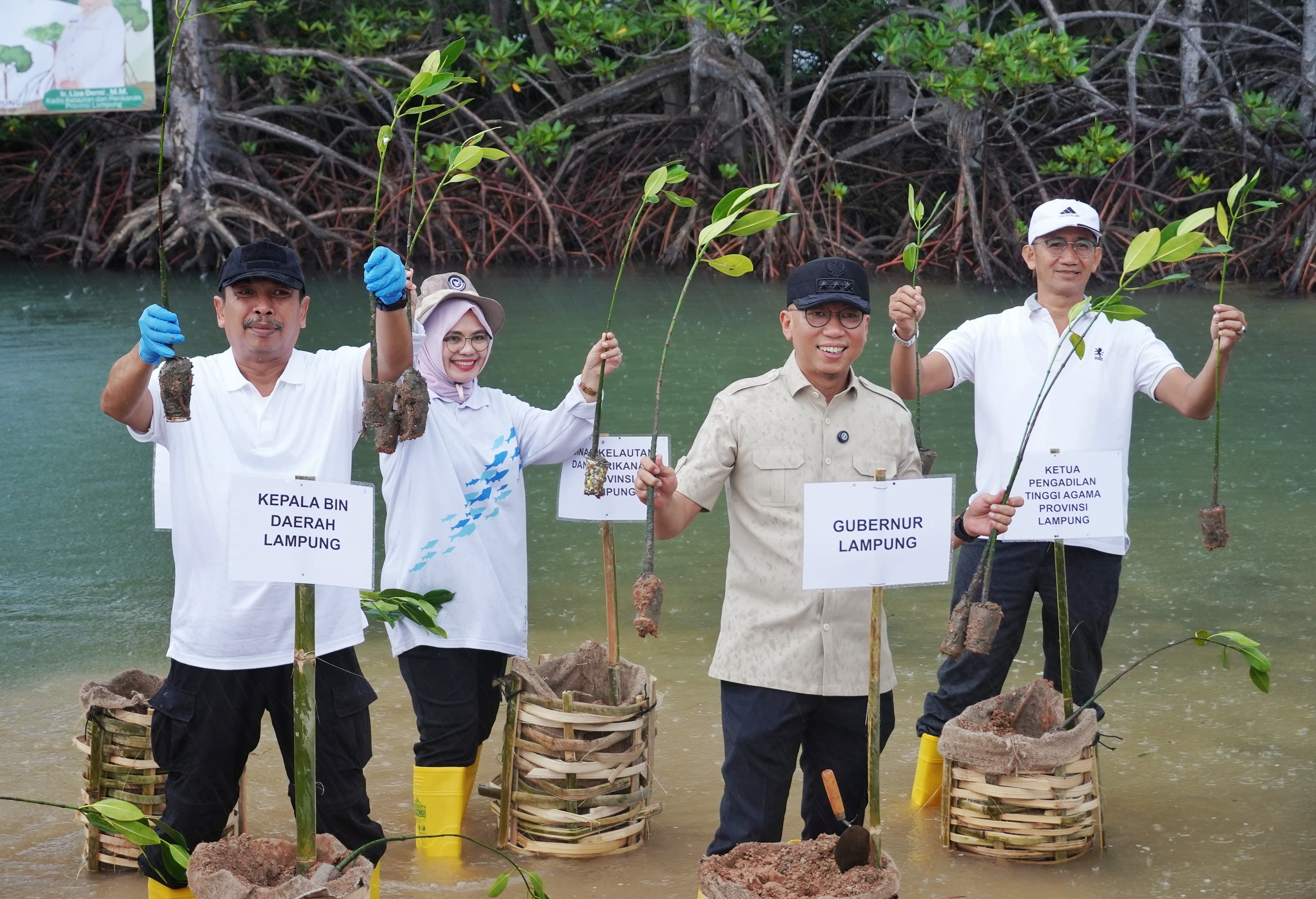 Gubernur Mirza Fokus Perkuat Ketahanan Pesisir