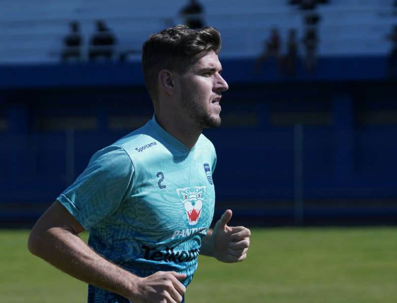 Kuipers, Ezra, dan Teja Mulai Terlihat Latihan Bersama Persib Bandung, Tapi dengan Lokasi Berbeda Dulu Ya...