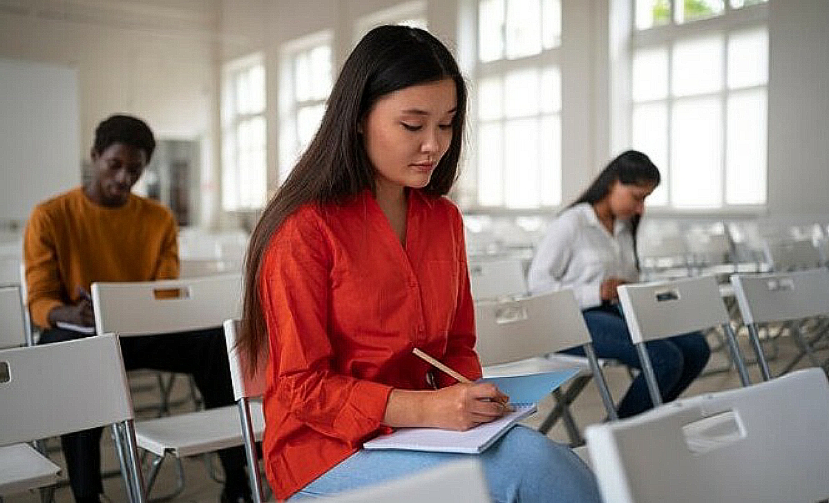 Bisa Fatal Banget! Ini 15 Larangan Dalam Aturan UTBK SNBT 2024 yang Bikin Peserta Didiskualifikasi