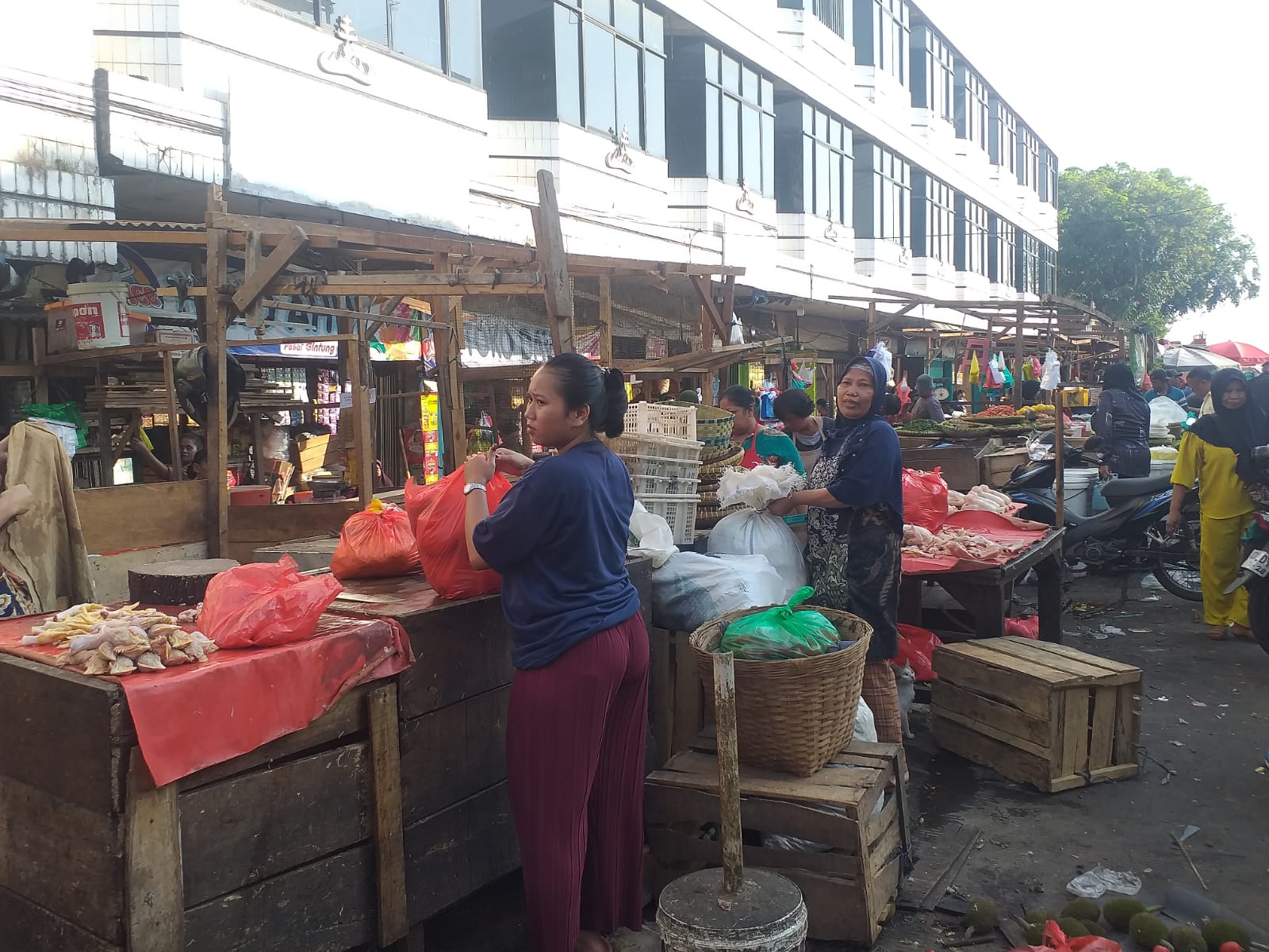 Pasar Pasir Gintung Belum Juga Dibangun, Kepala Dinas Perdagangan Bandar Lampung Buka Suara
