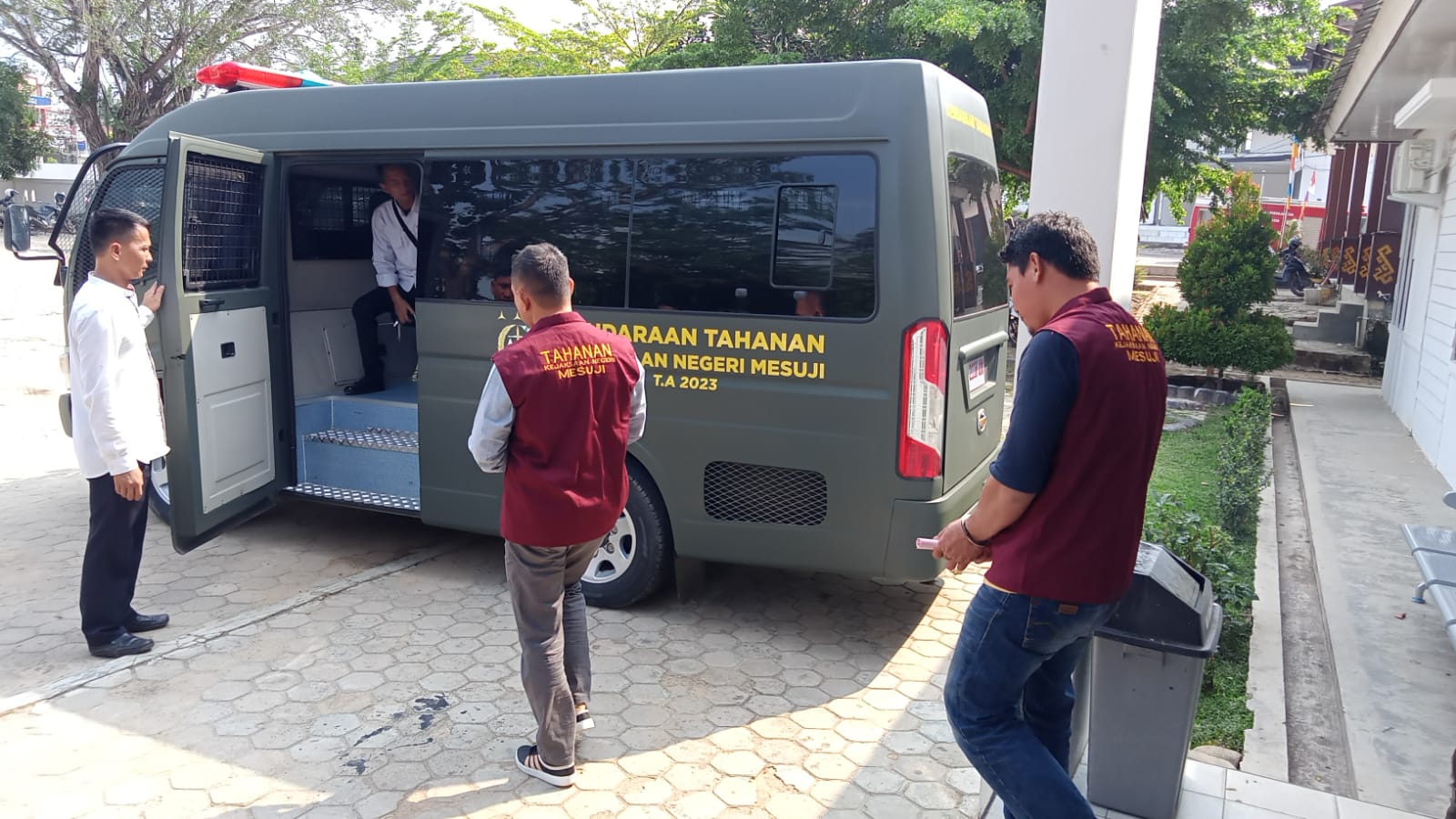 Kejari Mesuji Tetapkan Dua Orang Tersangka dalam Pembangunan Terminal Tipe C