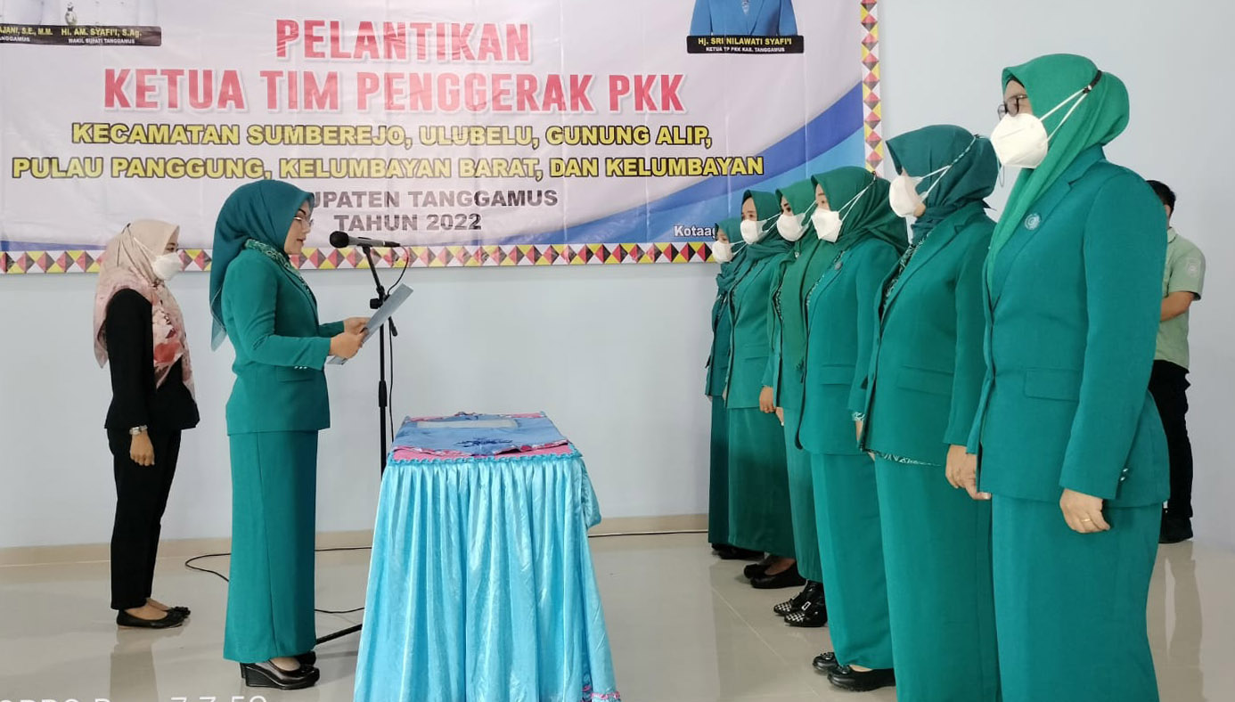 Ini Pesan untuk Enam Ketua TP PKK Kecamatan yang Baru Dilantik