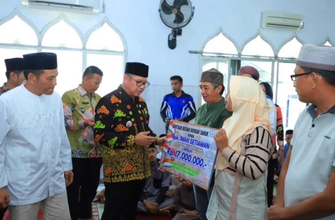 Gandeng Baznas, Pemkab Tulang Bawang Distribusikan Berbagai Bantuan untuk Masyarakat