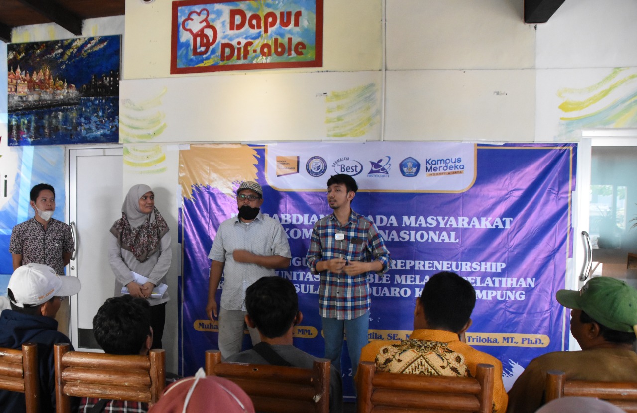 Membangun Jiwa Entrepreneurship Komunitas Difable, Dosen IIB Darmajaya Berikan Pelatihan Sulam Maduaro