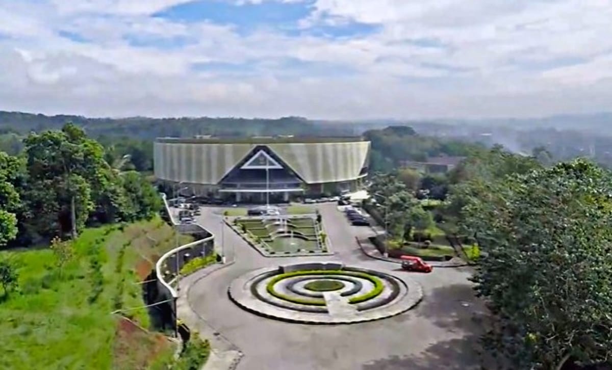 Update Rincian UKT Mahasiswa S1 Kelas Internasional Universitas Padjajaran Tahun 2024