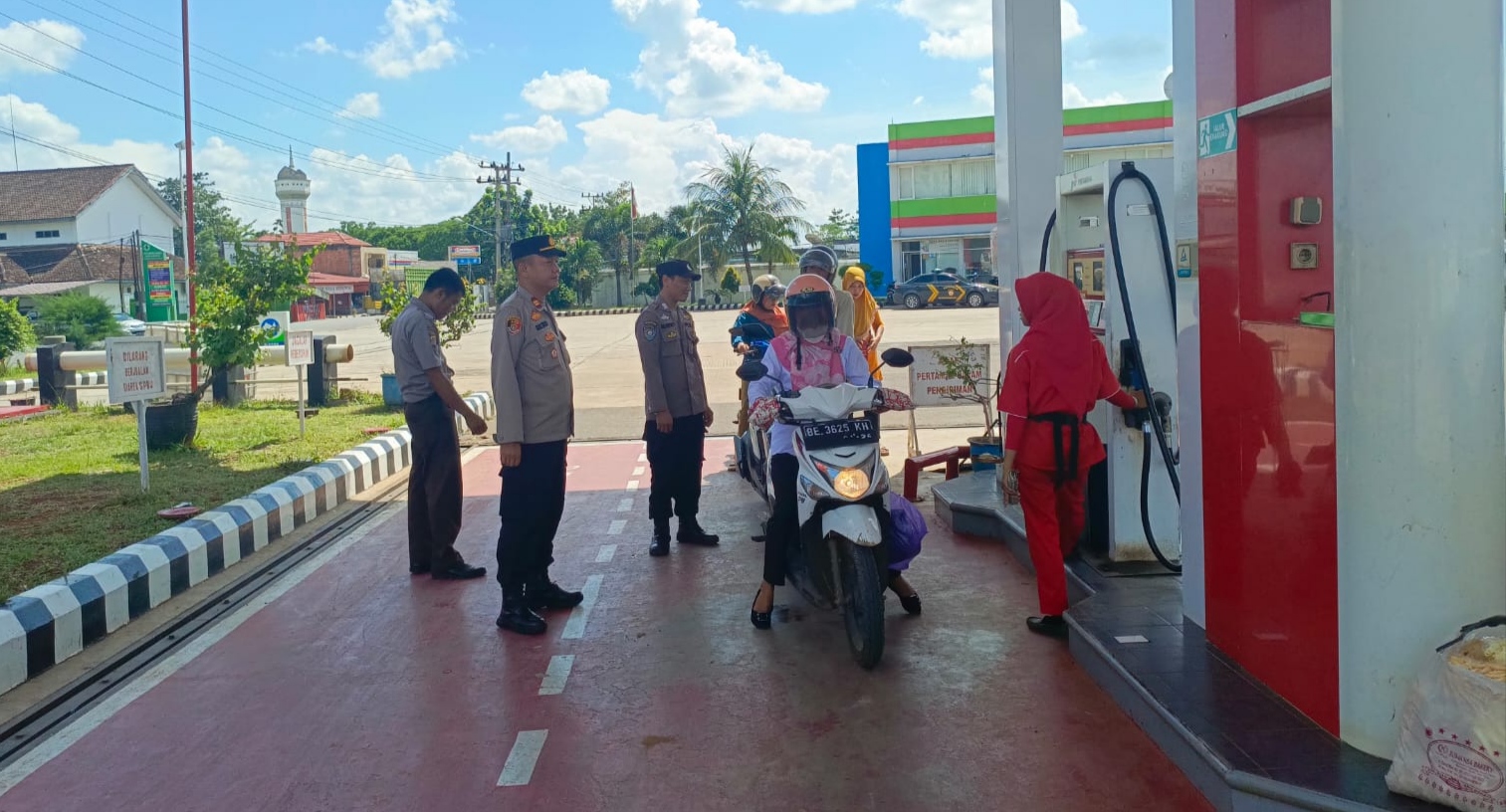Cegah Kecurangan Pengisian BBM Arus Balik Mudik Lebaran, Polres Lampung Utara Cek SPBU