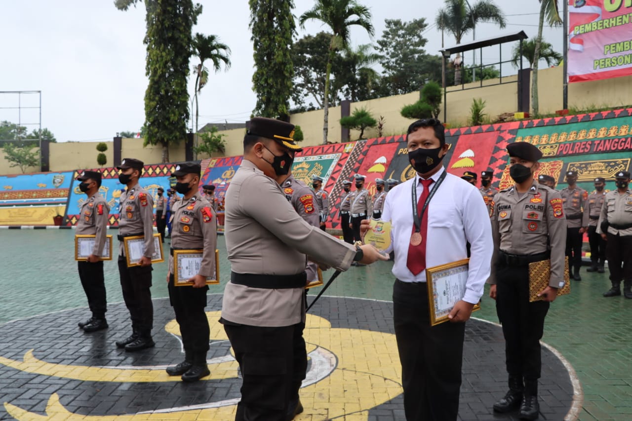 Polres Tanggamus PTDH 2 Orang Anggota, Ini Identitasnya