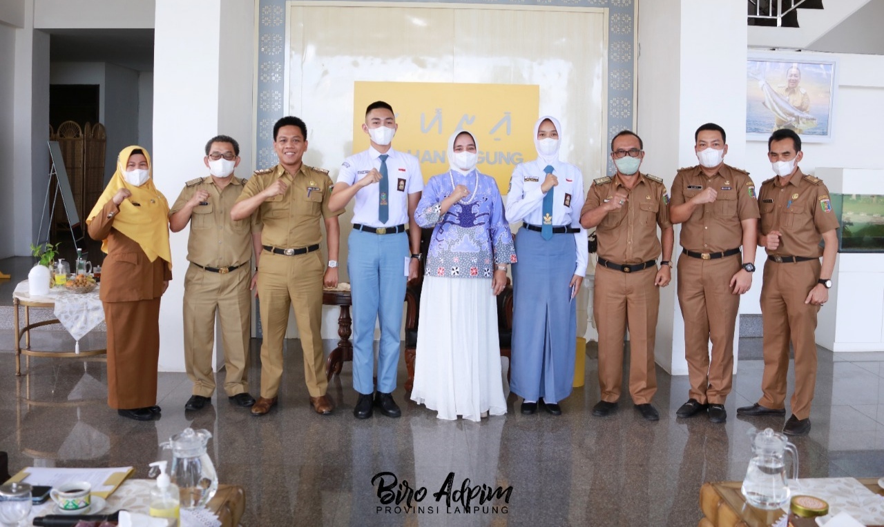 Dukung Rendy dan Shelin Sebagai Paskibraka Nasional, Riana Sari Berpesan Tunjukkan Kemampuan Terbaik