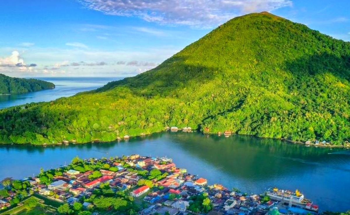 Murah Banget! Liburan Low Budget Dari Bandung ke Banda Neira Cuma Rp 600 Ribuan, Catat Rincian Biayanya