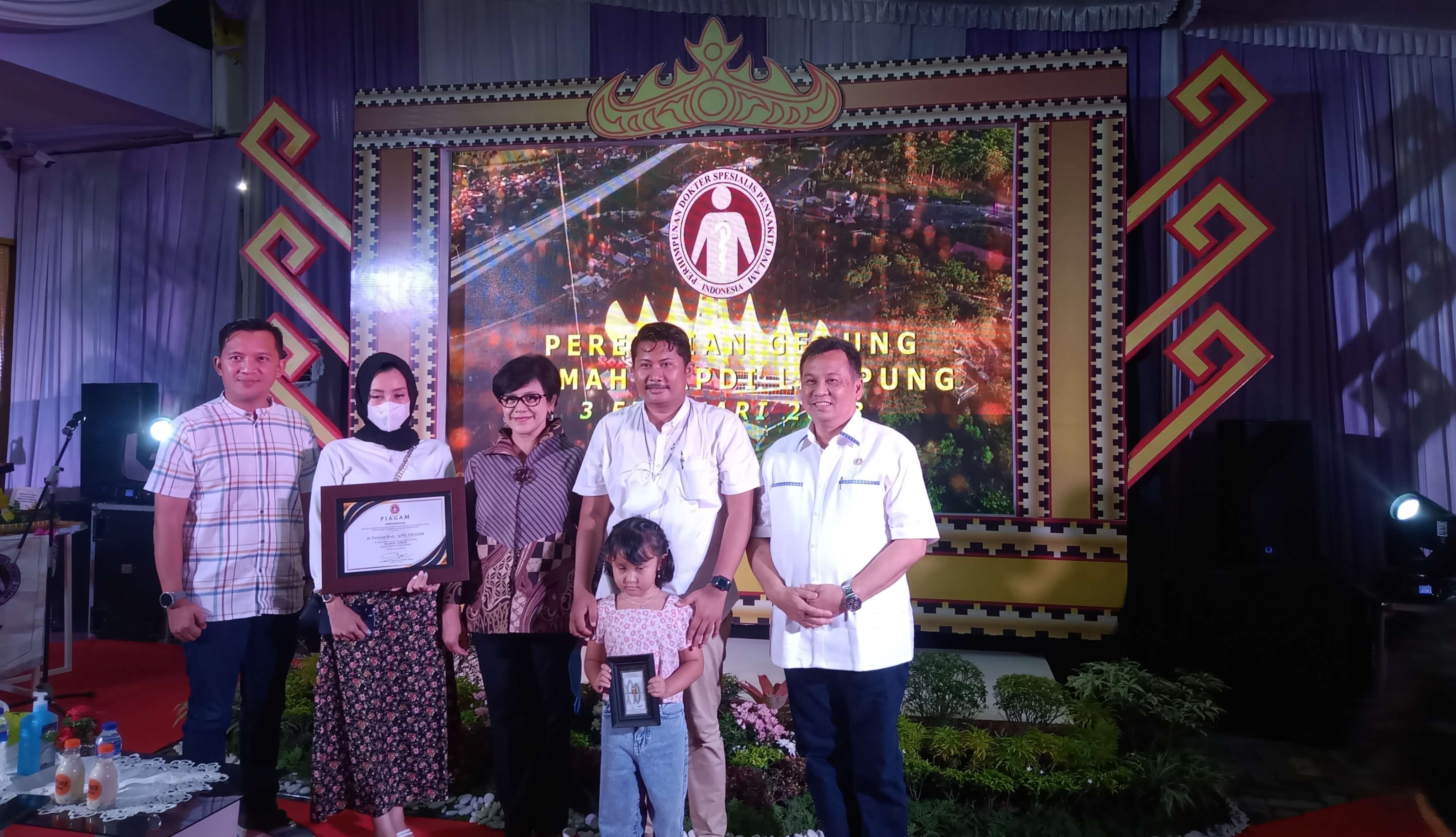 Ketua Umum PB PAPDI Resmikan Gedung Rumah PAPDI Lampung
