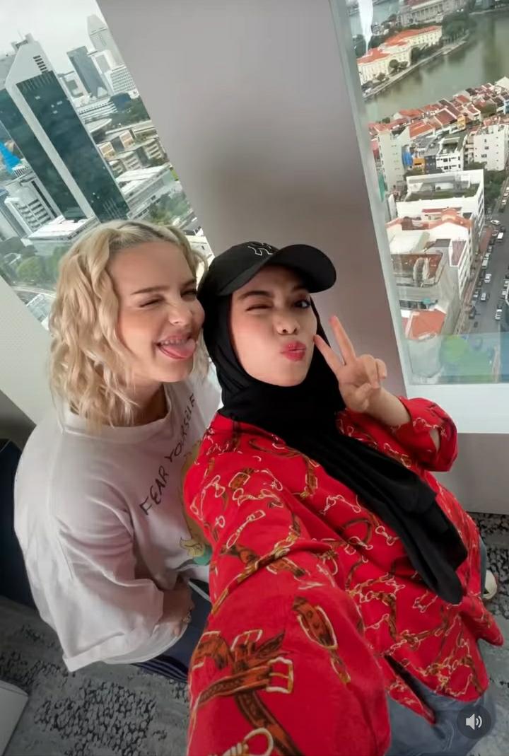 Bikin Iri Netizen, Sohwa Halilintar Duet Bareng Anne Marie