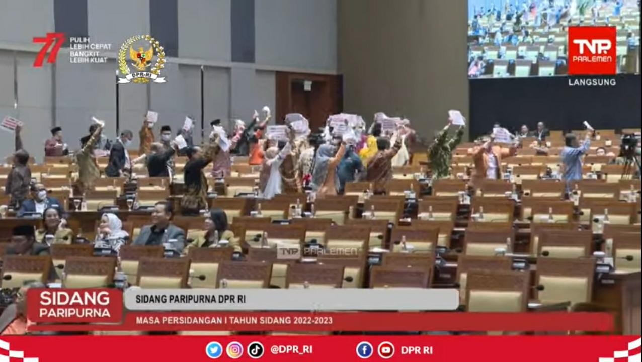 Tolak Kenaikan Harga BBM, Fraksi PKS Angkat Kaki dari Ruang Rapat Paripurna DPR RI