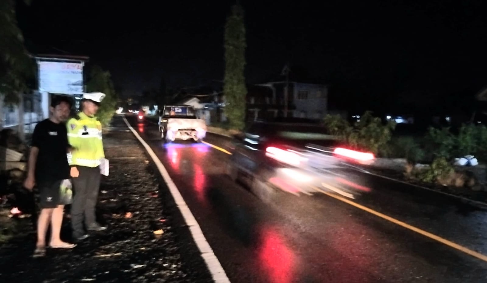 Laka lantas Terjadi di Jalinbar Kota Agung Tanggamus, Satu Meningal Dunia Dan Dua Luka Berat