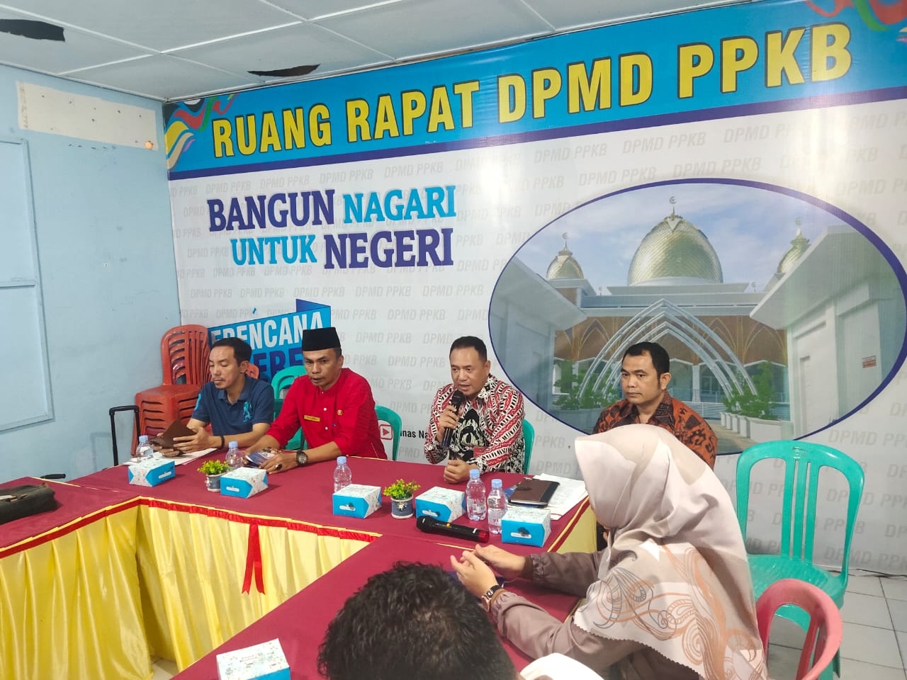 Tim Balai Pemerintahan Desa Lampung Identifikasi Kebutuhan Pelatihan bagi Aparatur Nagari Pesisir Selatan