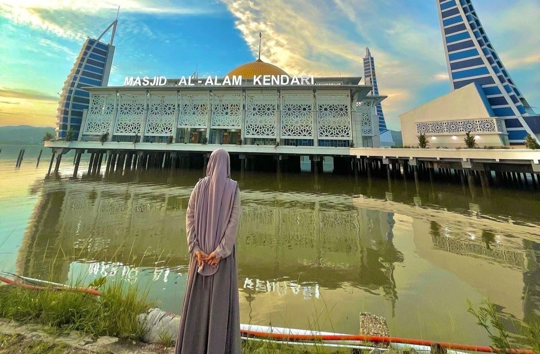 4 Tempat Ibadah Terapung di Indonesia Cocok Jadi Wisata Religi Saat Isra Mi'raj, Nomor 2 di Lampung
