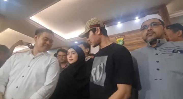 Digosipkan Bangkrut, Begini Penjelasan Kuasa Hukum Lesti Kejora dan Rizky Billar