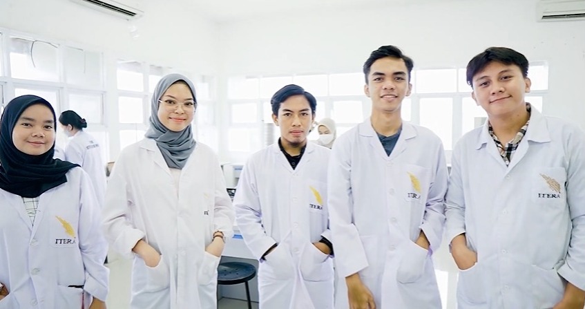 Kupas Jurusan Menarik Rekayasa Kosmetik Itera, Cuma Ada Satu di Indonesia Lho