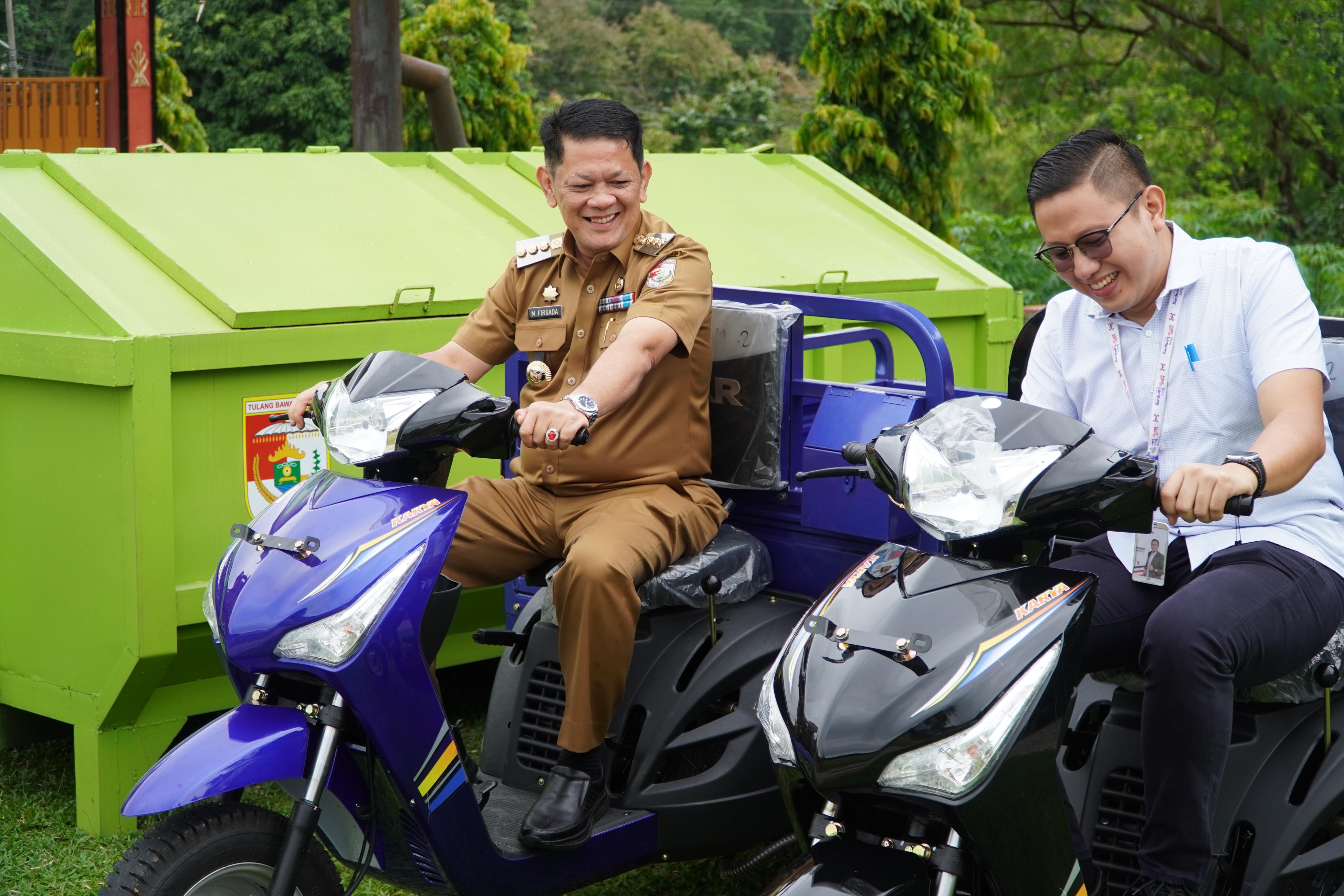 Firsada Sambut Program CSR Bank Lampung Bentor dan Kontainer Sampah