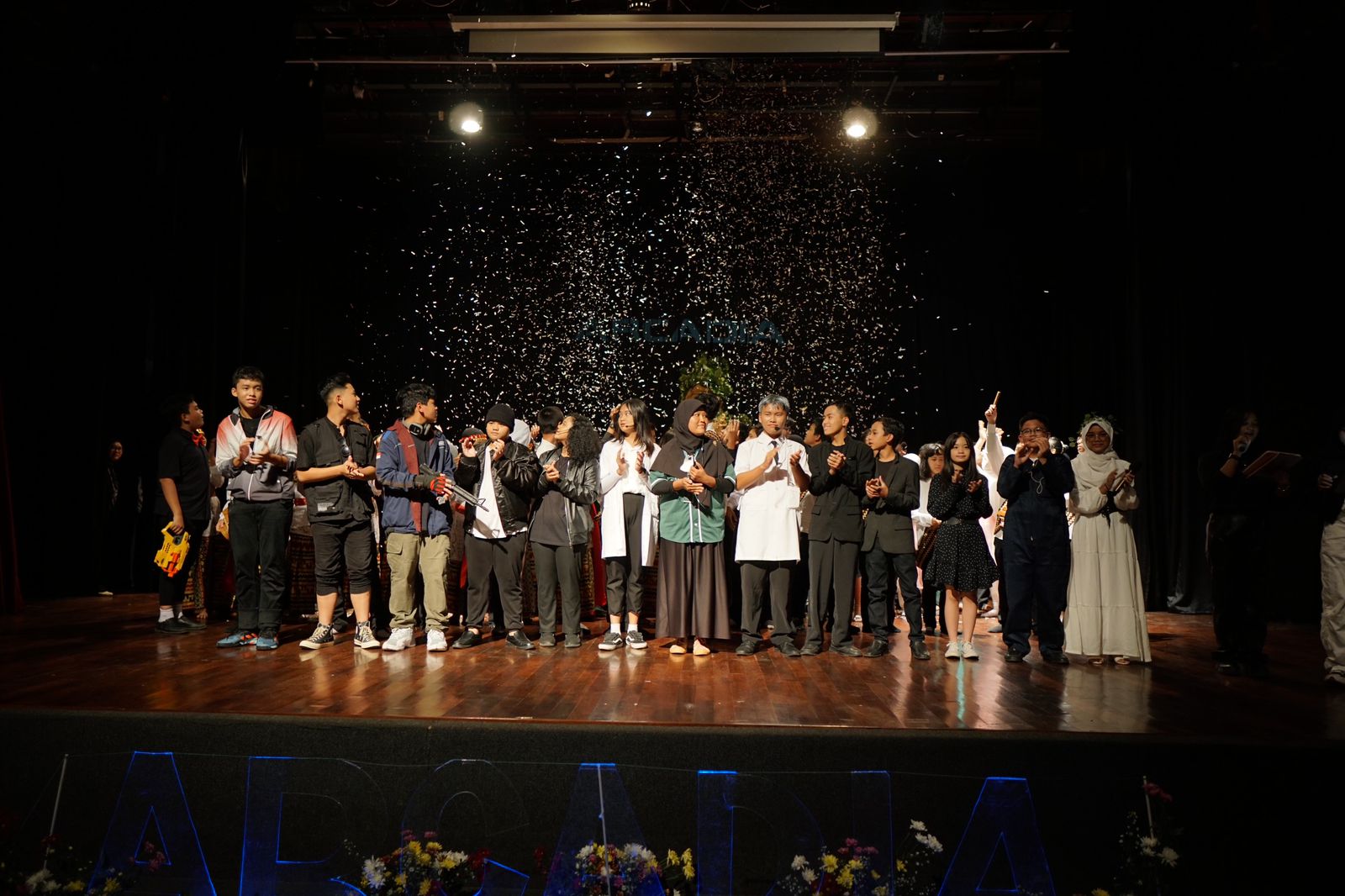 SMP Tunas Mekar Indonesia Sukses Gelar Drama 'Science-Fiction' di Taman Budaya