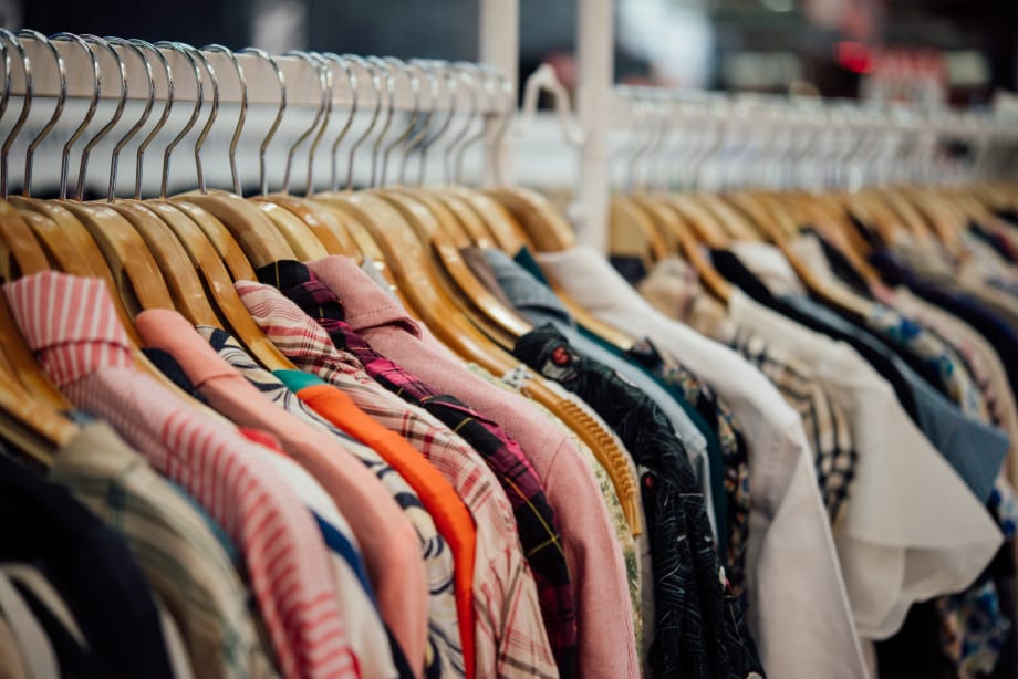 Tempat Thrifting di Bandar Lampung yang Jual Barang Branded, Terjangkau Banget