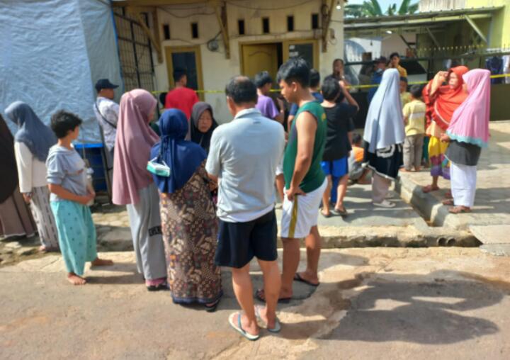 Pria Berprofesi Sebagai Tukang Galon Ditemukan Gantung Diri, Motifnya Masih Misterius