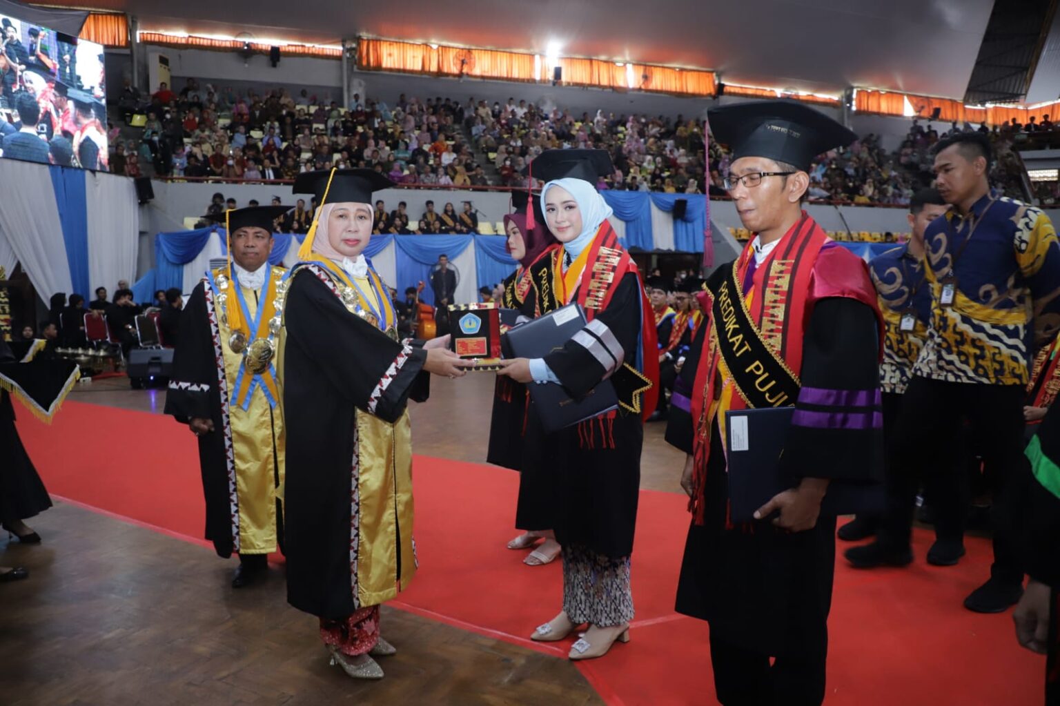 Dua Mahasiswa Palestina Lulus, Unila Wisuda 879 Mahasiswa