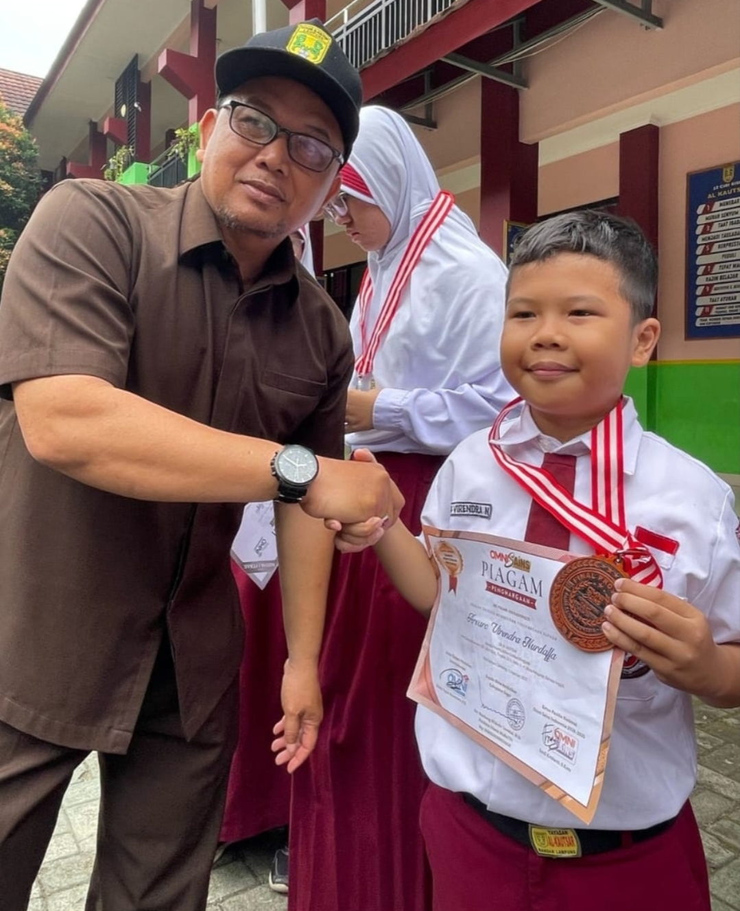 Arvaro, Siswa SD Al Kautsar Borong Medali Olimpiade
