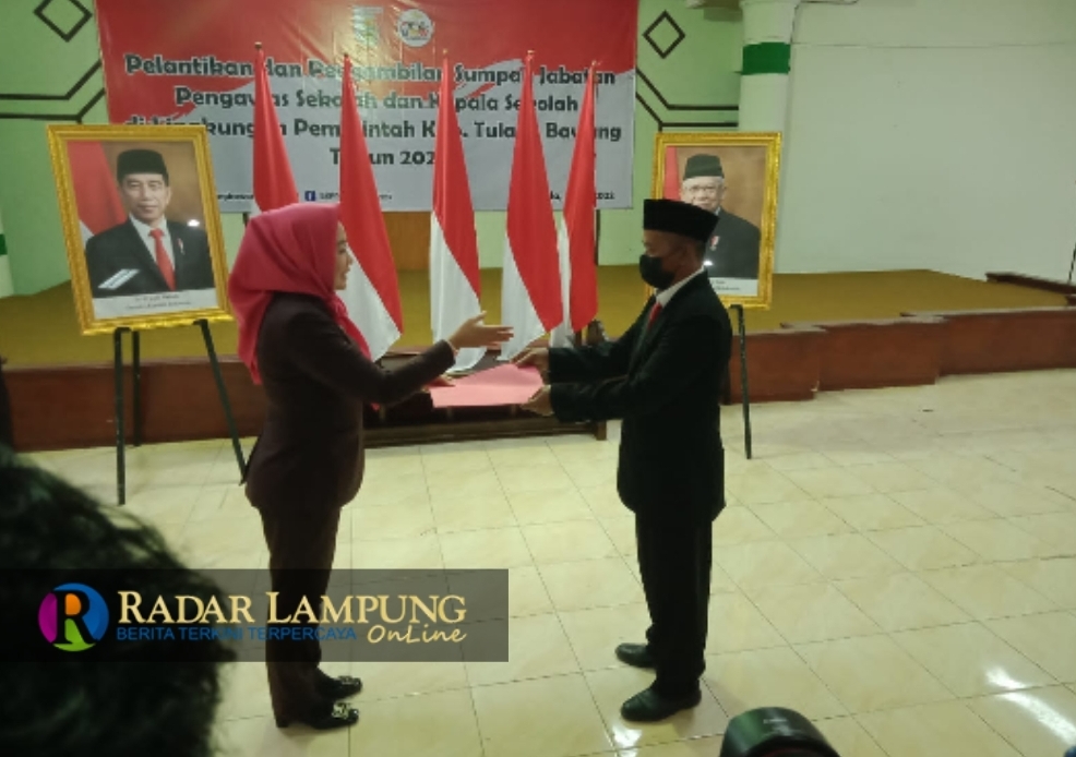 Bupati Tulang Bawang Lantik 119 Kepsek dan Pengawas Sekolah, Berikut Ini Namanya