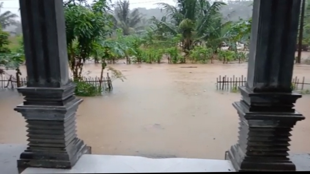 Way Ngaras Meluap, Ratusan Rumah Terendam