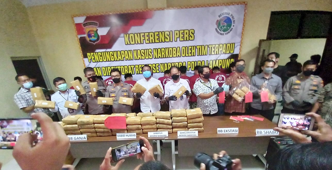 Tiga Kali Pengungkapan, Ditresnarkoba Amankan 11 Orang Tersangka