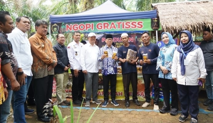 Menteri Desa PDT Minta Maksimalkan BUMDes dan Pembuatan Pekon Tematik di Pringsewu Lampung