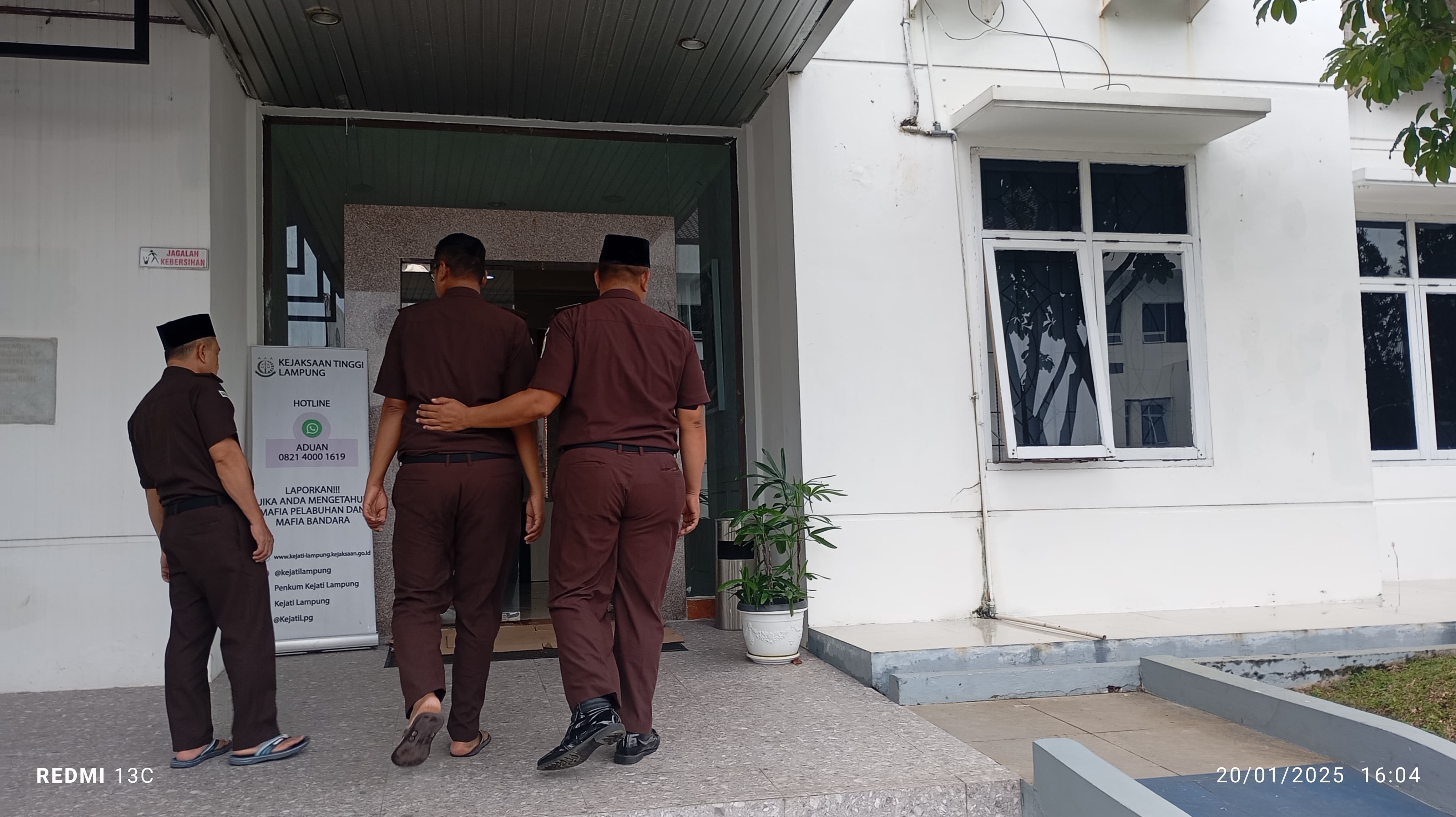 Tersandung Dugaan Korupsi Rumah Jabatan, Bupati Lamtim Dawam Raharjo Diperiksa Kejati