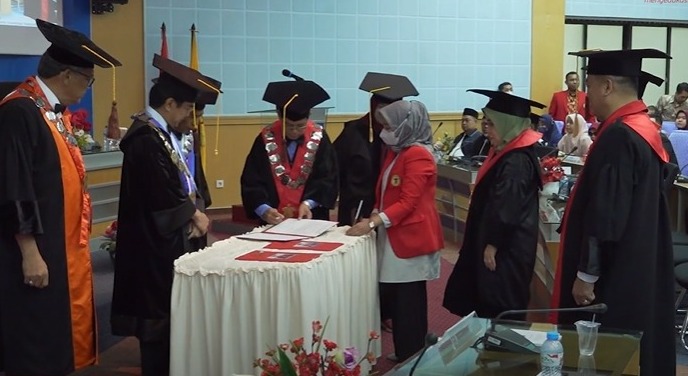 10 Kampus Ternama di Indonesia dengan Jumlah Guru Besar Terbanyak