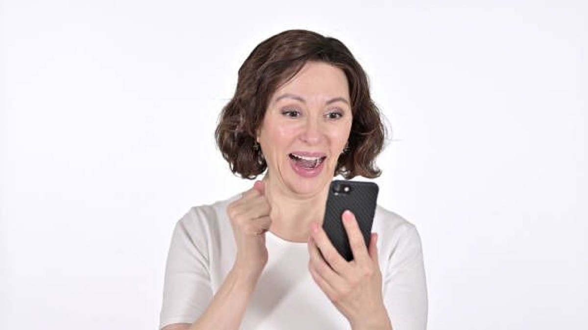 4 Tipe HP Harga Sejutaan Yang Jadi Incaran Ibu Rumah Tangga Ada Oppo Hingga Samsung, Pilih Yang Mana?