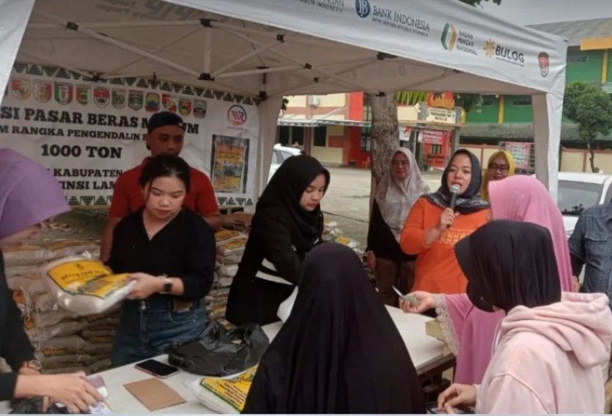 Pemprov Lampung Gencarkan Pasar Murah, Masyarakat: Terimakasih Pak Gubernur Arinal