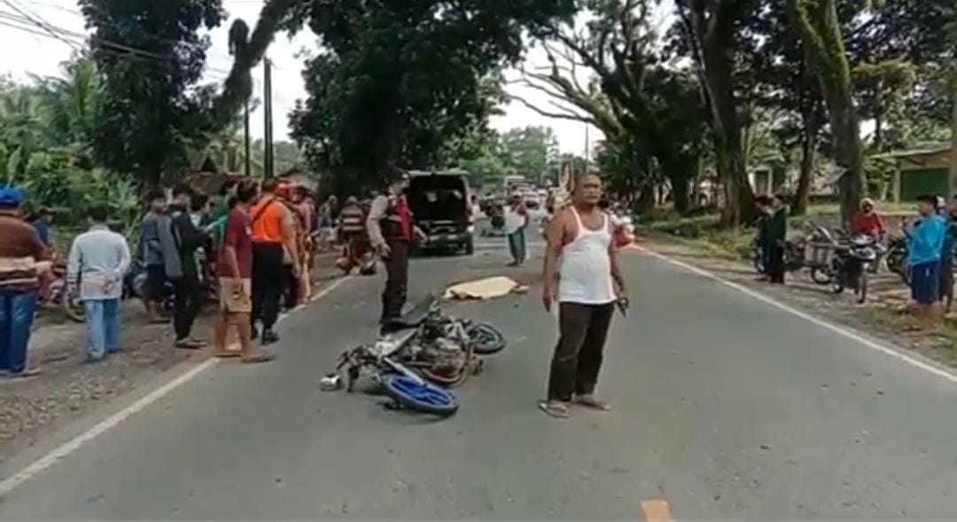 Gagal Menyalip, Pemuda 20 Tahun Tewas Lakalantas di Tulang Bawang