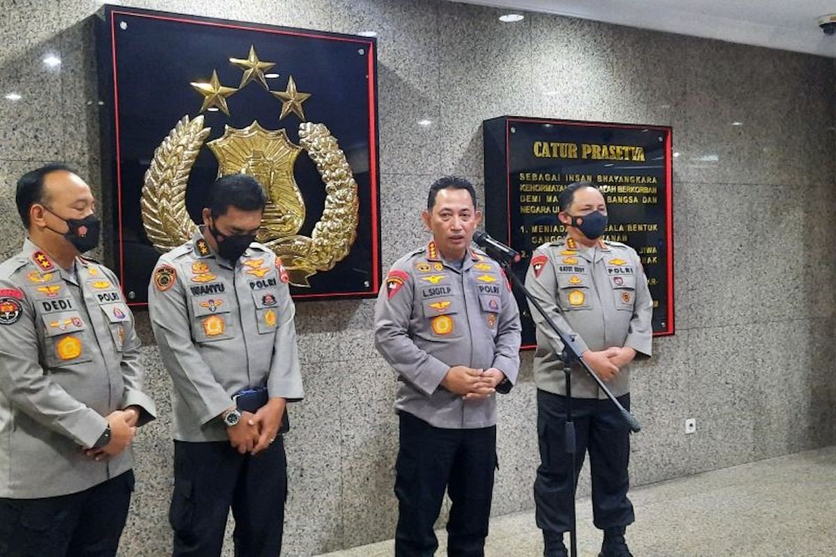 Kapolri Tunjuk Dua Jenderal Ini Cari Pengganti Karopaminal