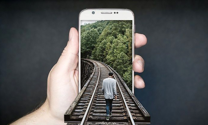 Awas! Jangan Asal Scroll HP, Bisa Kena Doomscrolling