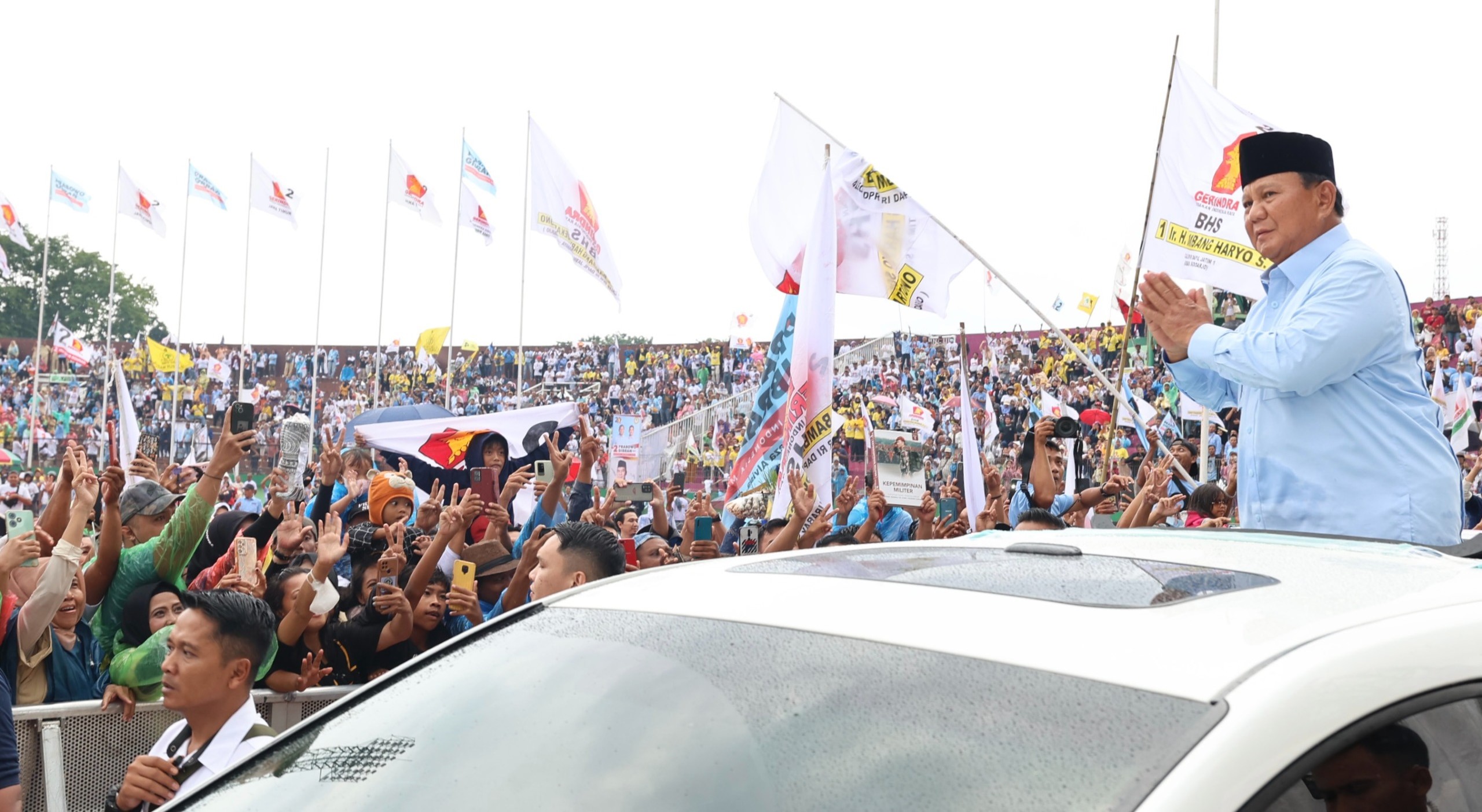 Prabowo Subianto Puji Jokowi: Pekerja Keras