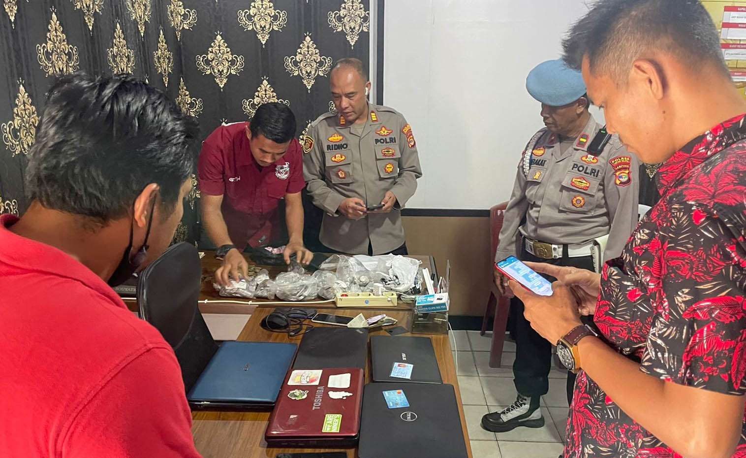 Diperiksa KSKP Bakauheni, Lima Warga Tangerang Ngaku Habis ‘Kerja’ di Bandar Lampung
