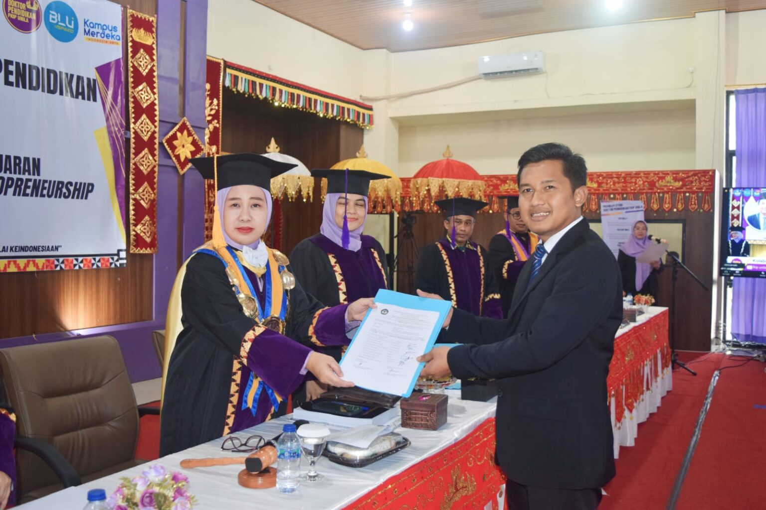 Promovendus FKIP Raih Gelar Doktor Kembangkan Modul Pembelajaran Kewirausahaan Bermuatan Ethnopreneurship