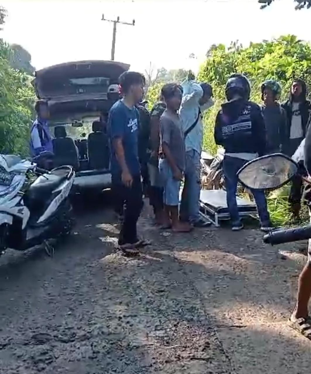 Usai Berwisata di Bukit Embun, Dua Pengendara Sepeda Masuk Jurang, Satu Orang Meninggal
