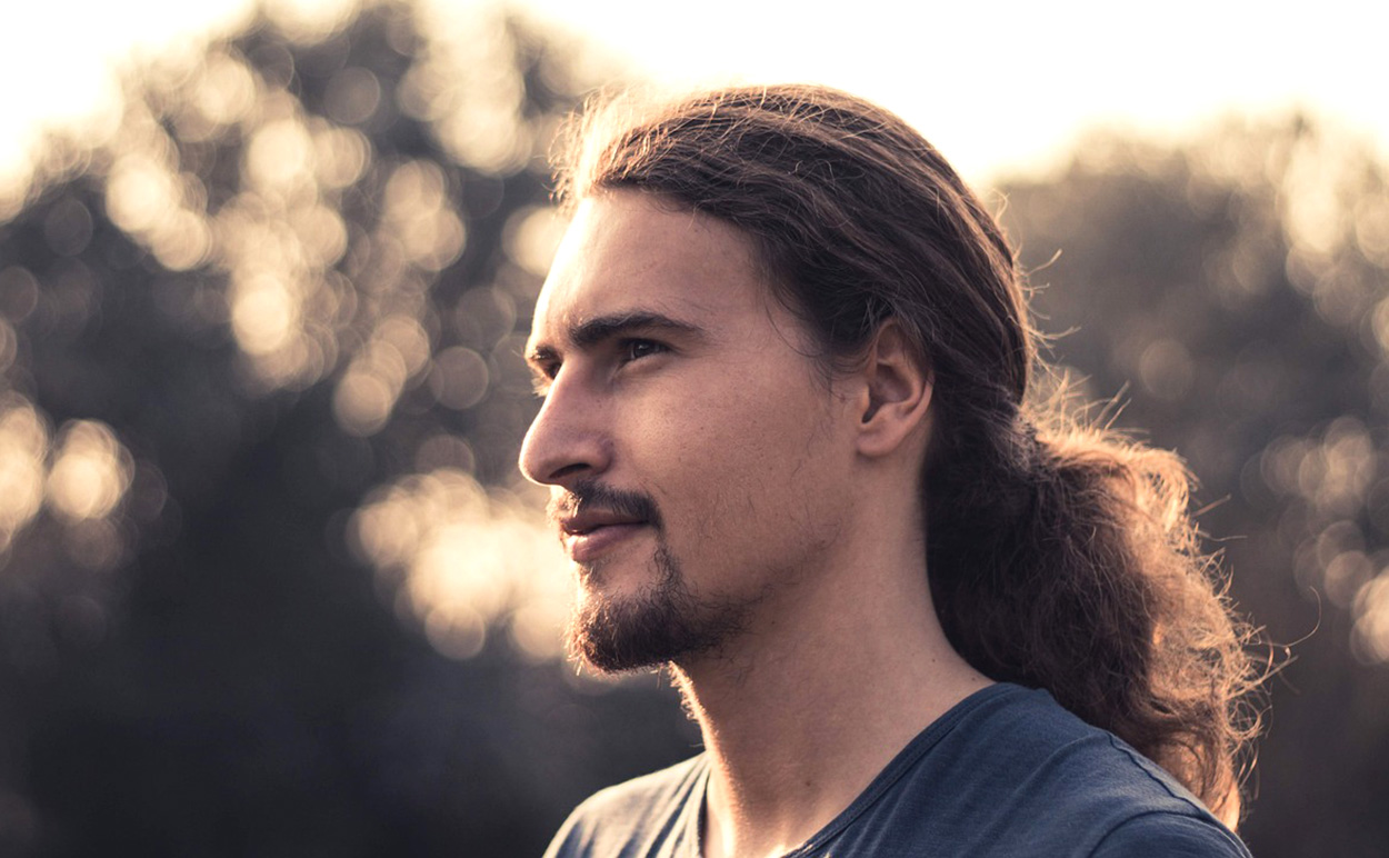 Untuk Para Pria, Mau Rambut Sehat Alami? Coba Cara Ini