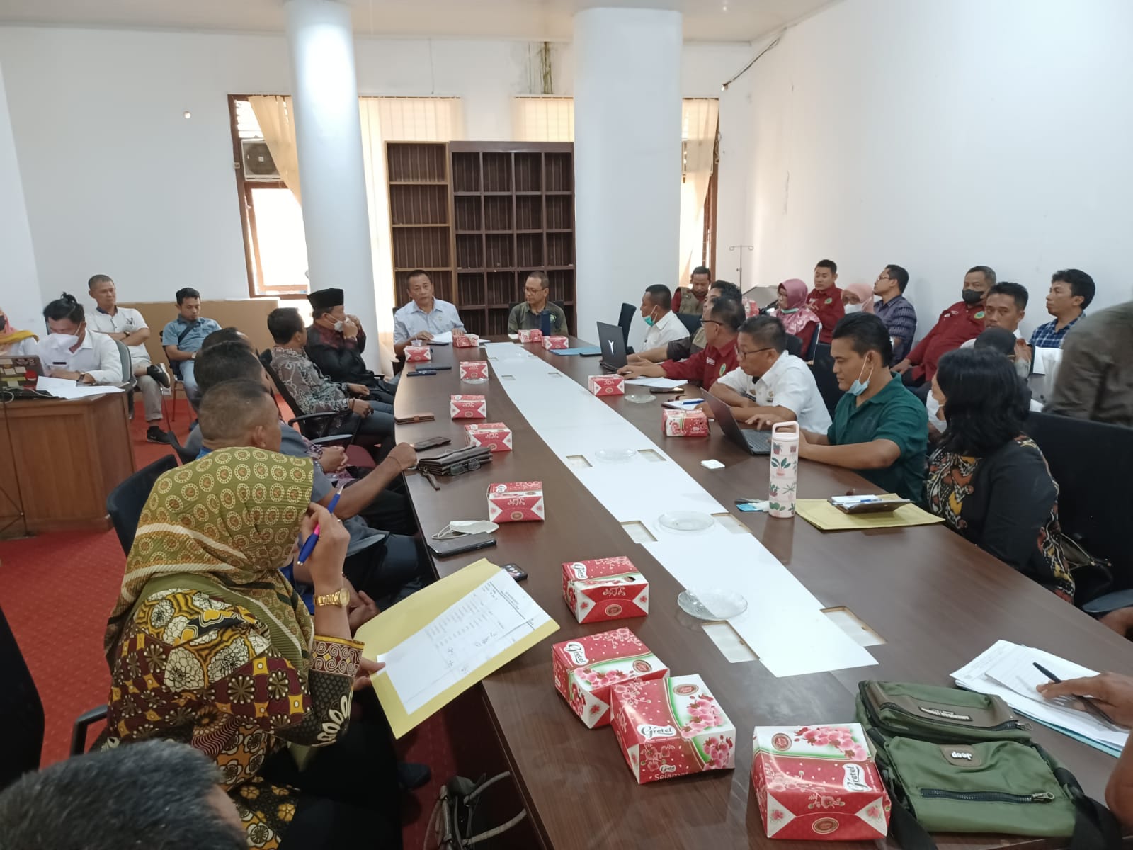 Atasi Konflik Gajah, KLHK Segera Bangun Tanggul di Perbatasan TNWK