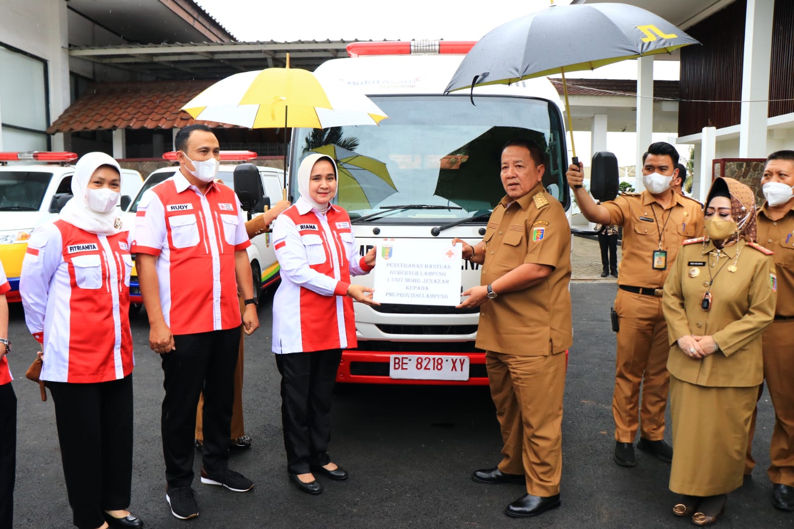 PMI dapat Tambahan Ambulans Jenazah dari Gubernur Lampung