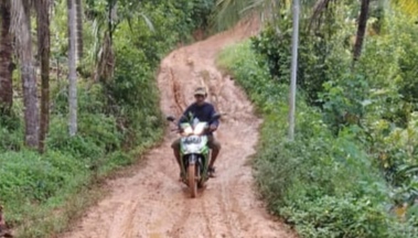Viral Jalan Rusak di Margo Mulyo, DPRD Tanggamus Akan Koordinasi Dengan Bupati
