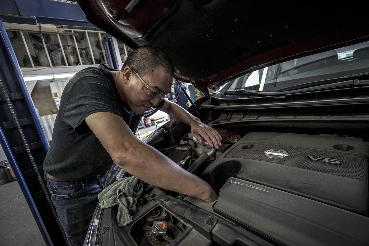 Simak, Perbedaan Antara Asuransi Mobil Baru dan Garansi Mobil Bekas